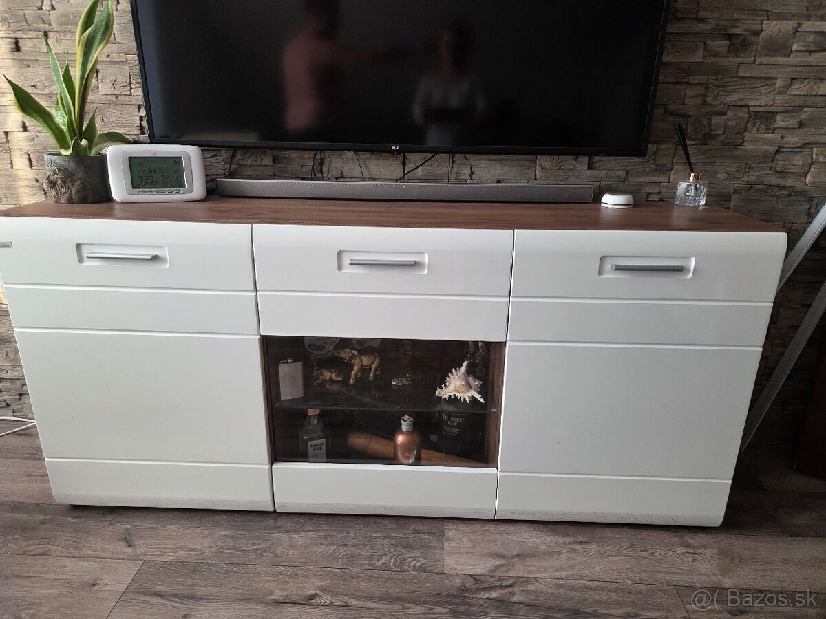 Komoda do obývačky