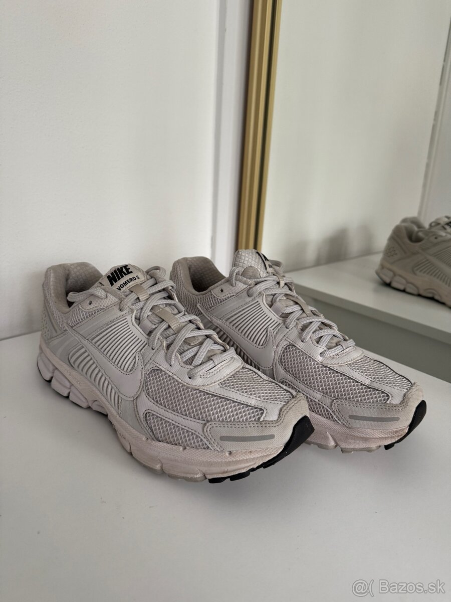 Nike Zoom Vomero 5SP