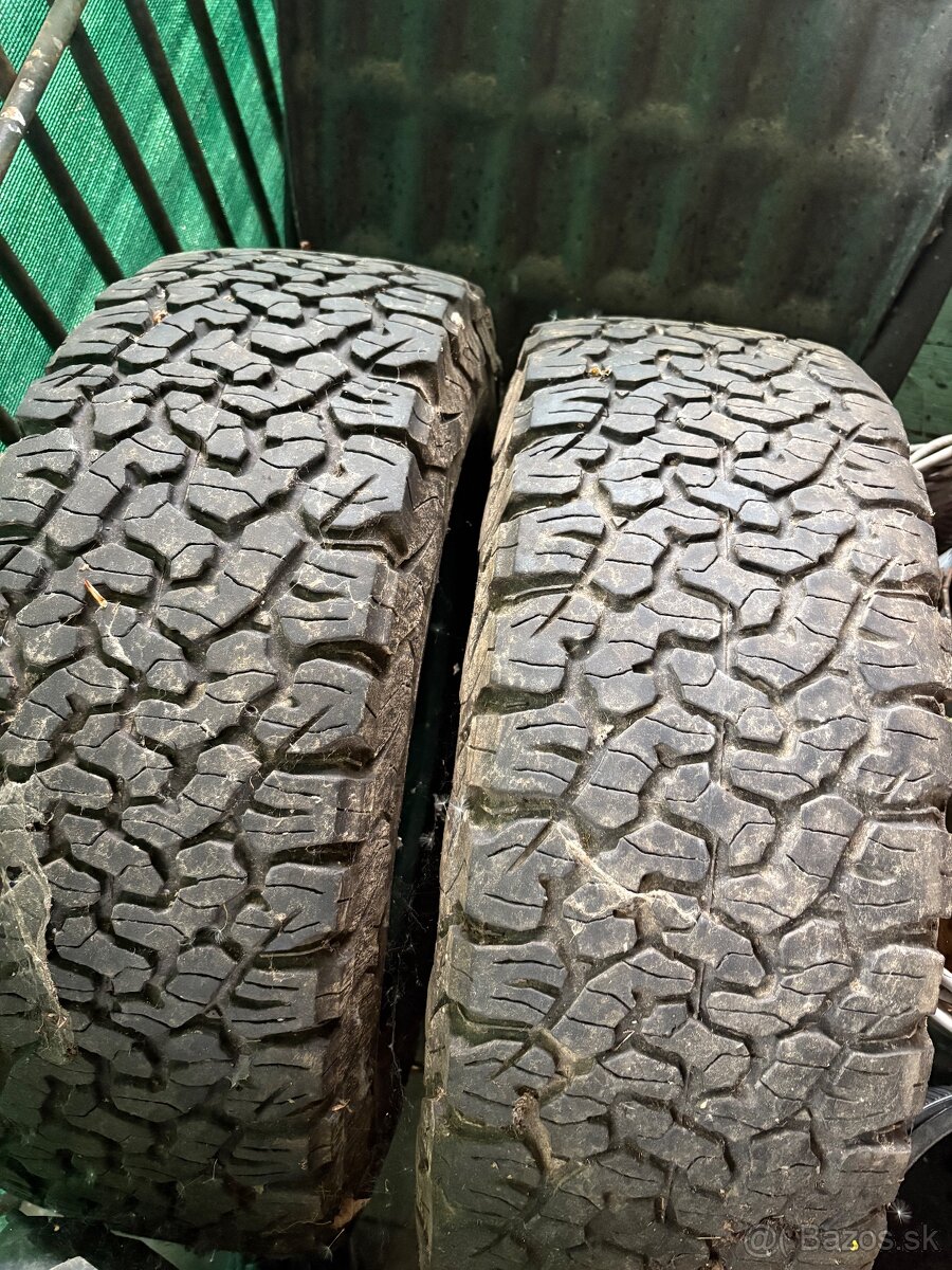 265/65 R17 BF Goodrich