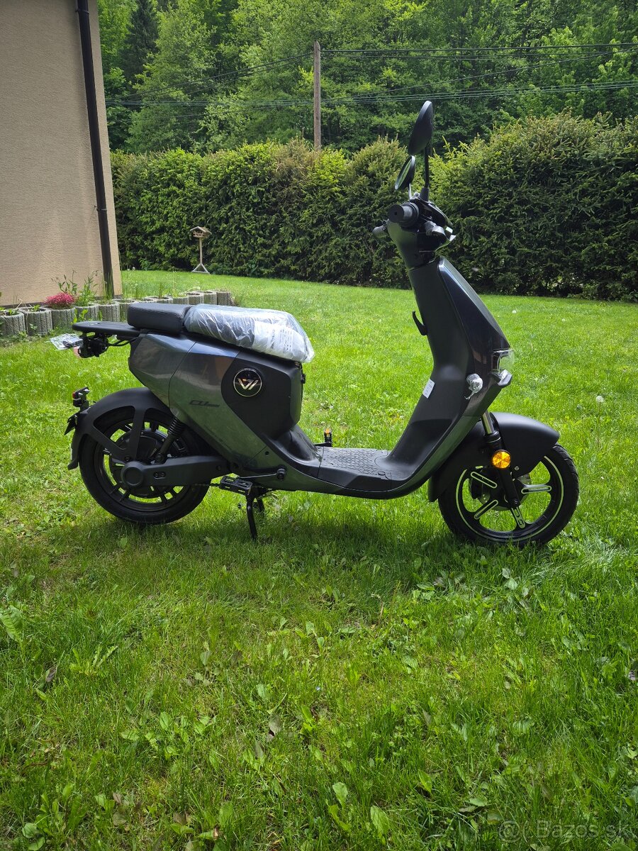 Elektroskuter