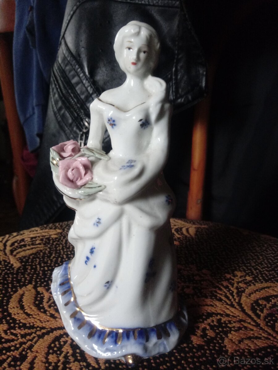 Porcelanova soska