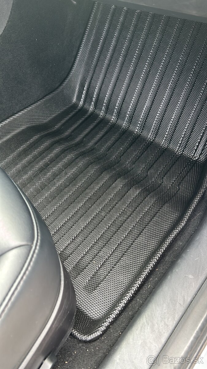 Kvalitné hrubé rohože do Tesla 3 ktoré na nerolujú ako lacné