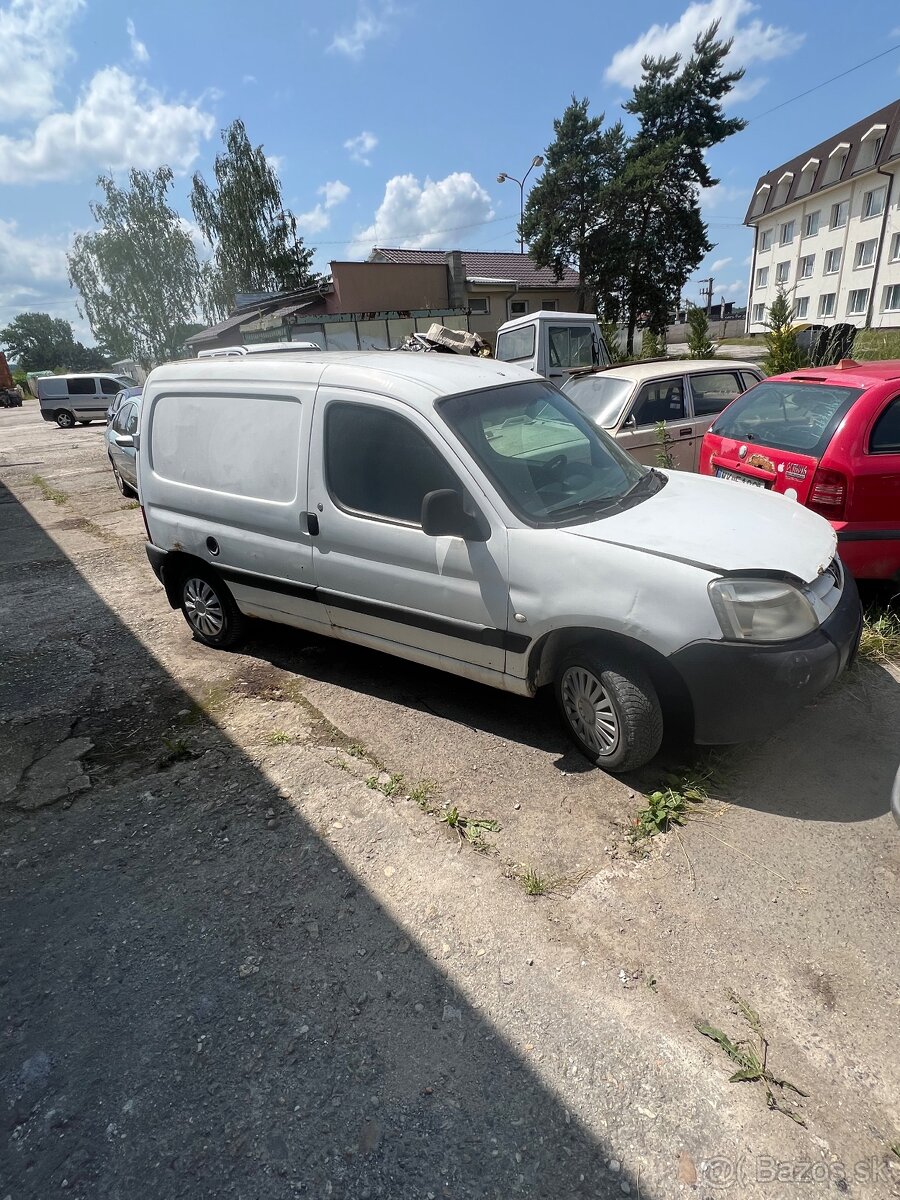 Rozpredám Peugeot Partner 1,4 benzín+ LPG