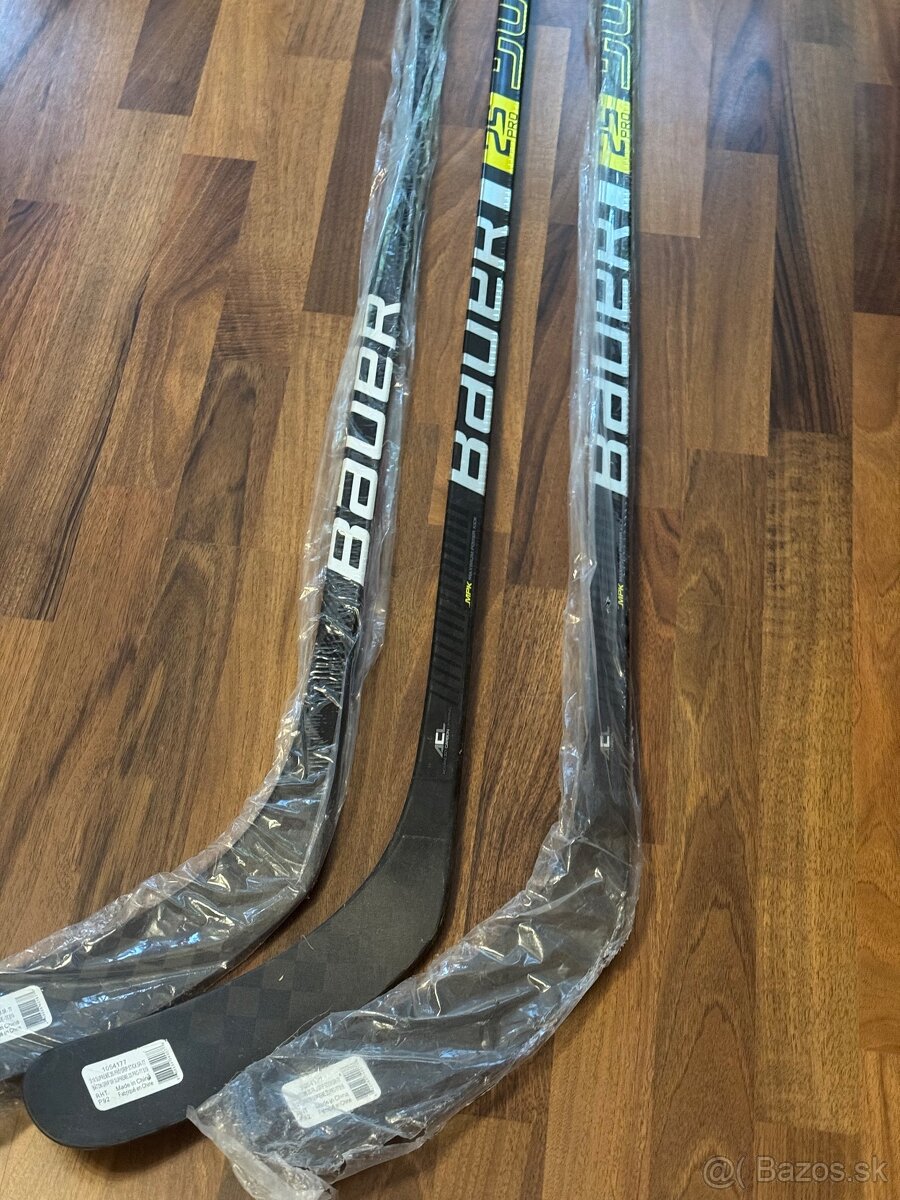 Bauer Supreme 2spro, Bauer vapor League