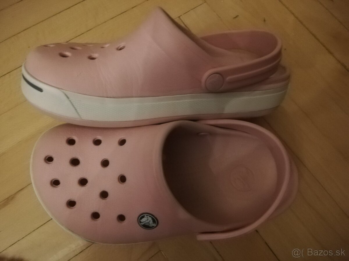Šľapky Crocs veľkosť 33