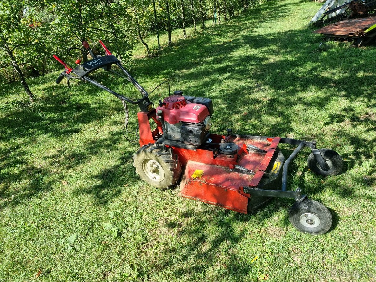 Predám mulcovac vari hurricane F700
