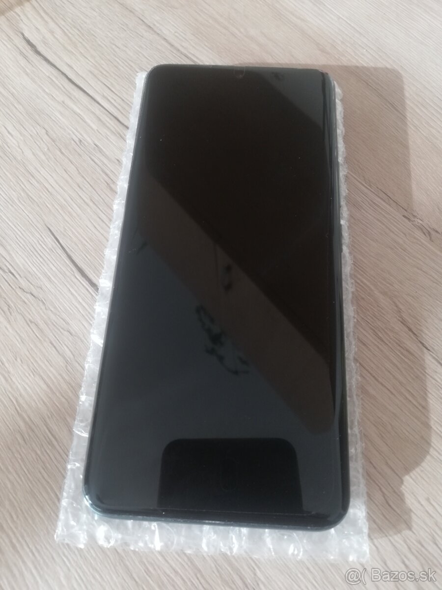 Honor 90