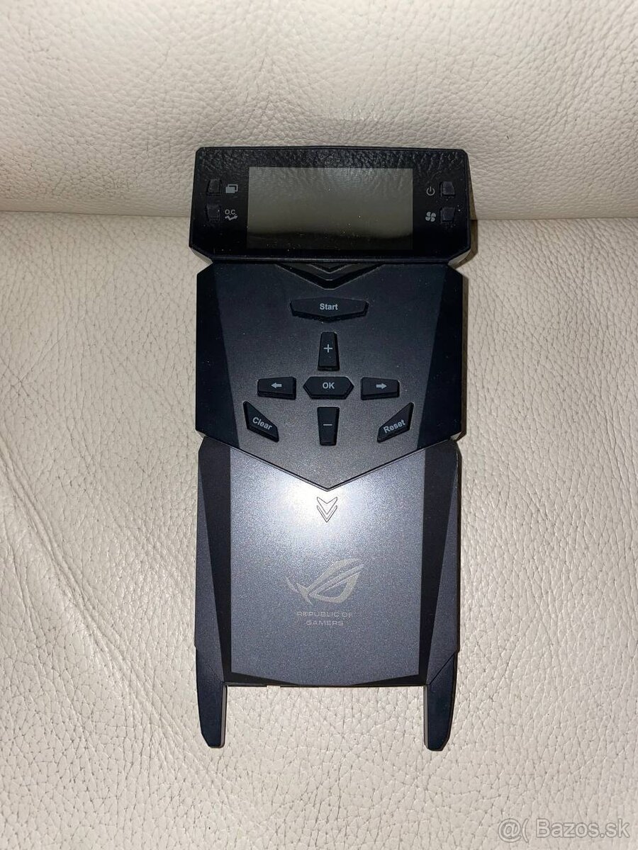Asus ROG OC ovládací panel – málo používaný, 30 €