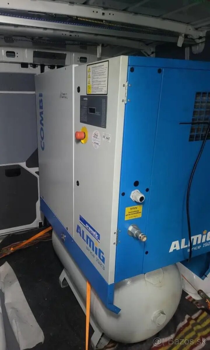 Skrutkovy kompresor almig