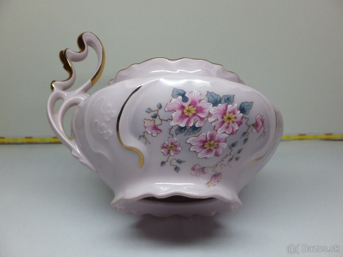 Originál růžový porcelán H&C Chodov, krásný svícen.