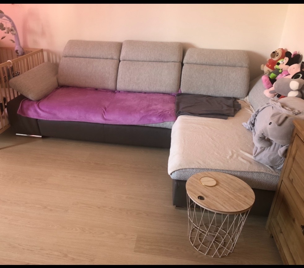 Darujem za odvoz – rozkladací gauč s úložným priestorom (Ho