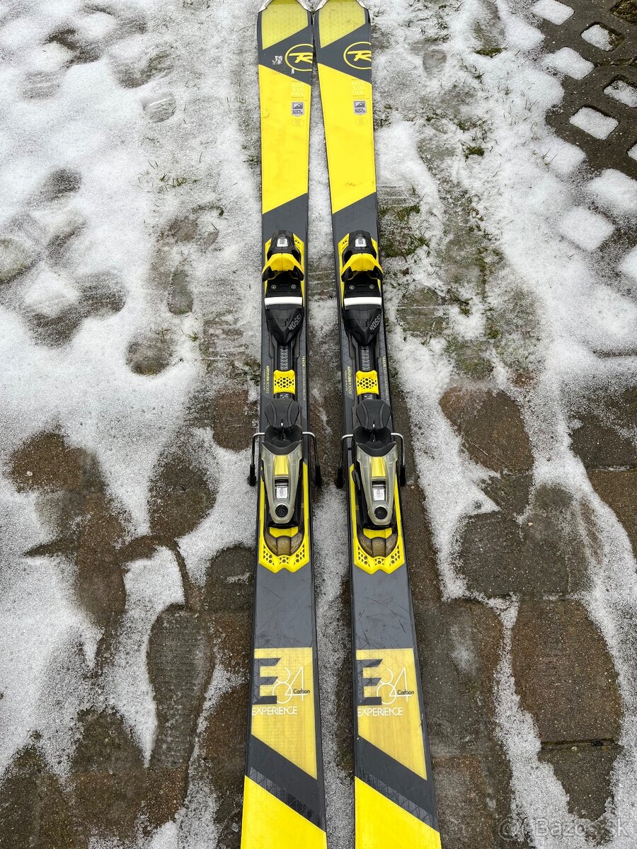 Zjazdové lyže Rossignol