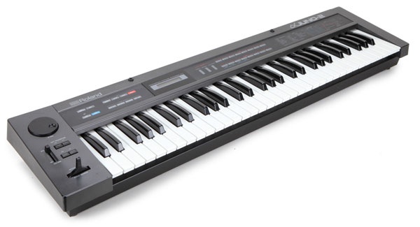 ROLAND ALPHA JUNO-2 – legendárny analóg