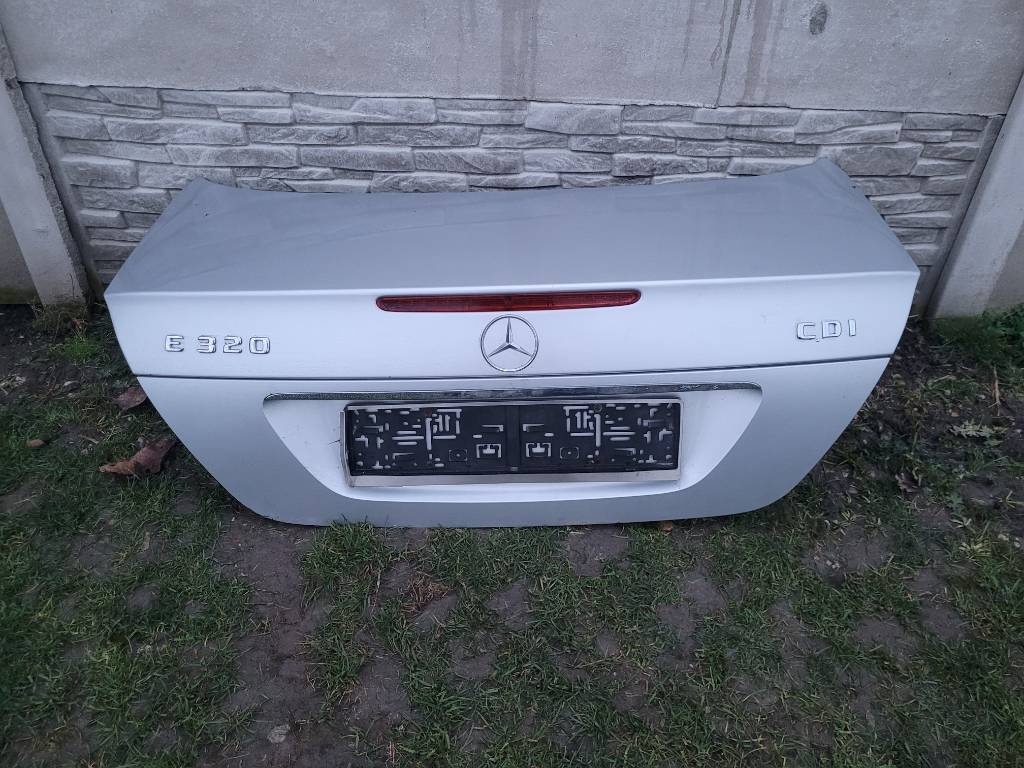 MERCEDES E W211 KUFOR