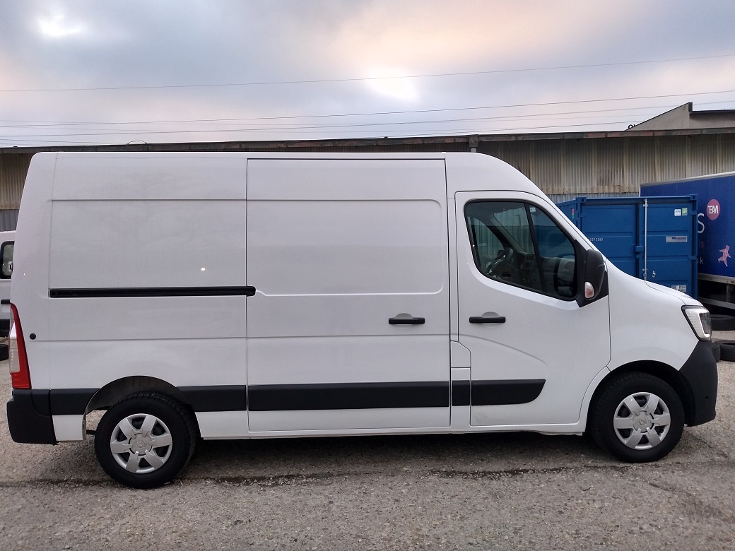 2021_RENAULT MASTER_2x KLIMATIZÁCIA_ZÁRUKA_12.999€ netto_