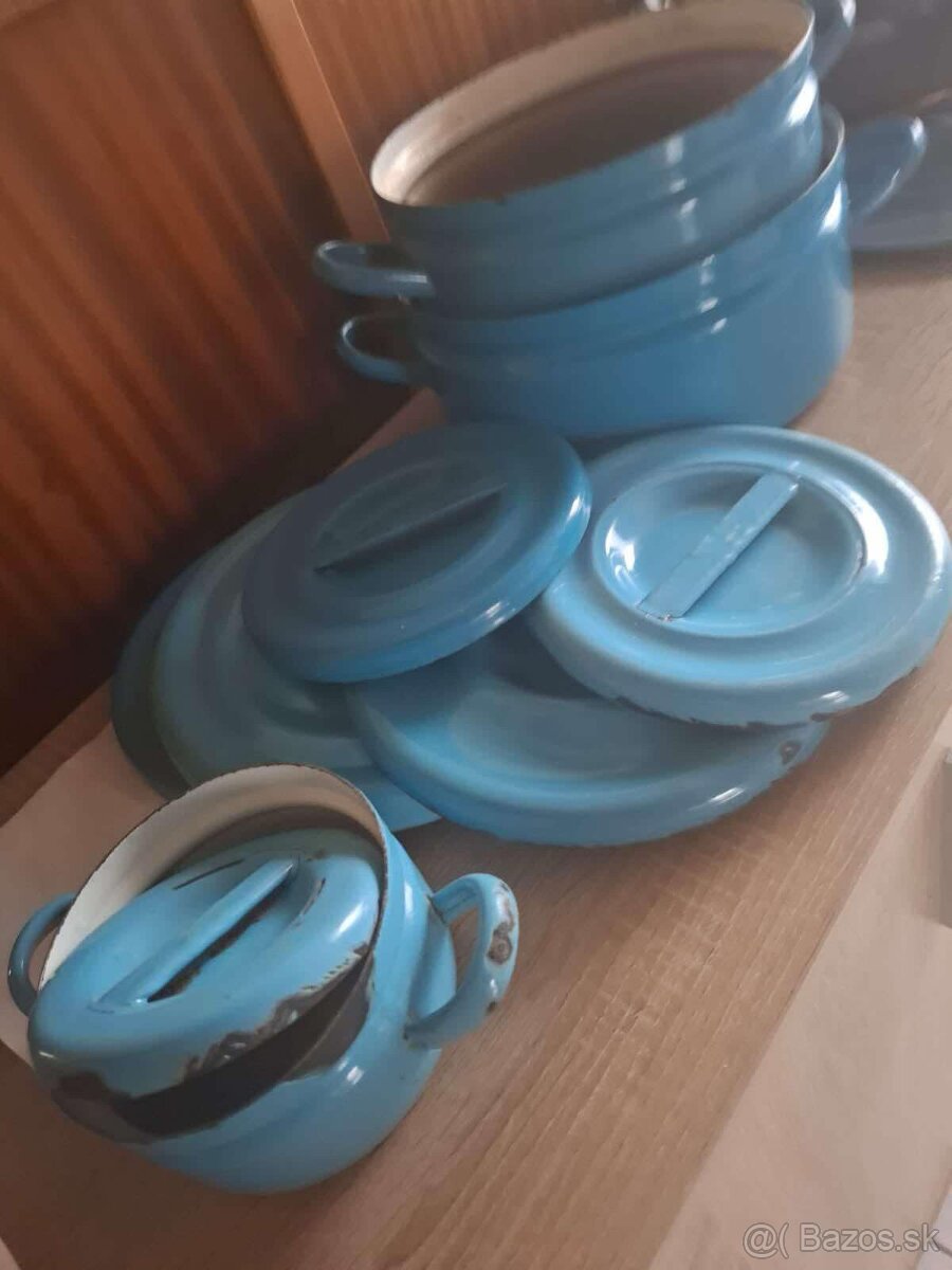 Retro hrnce modrý smalt