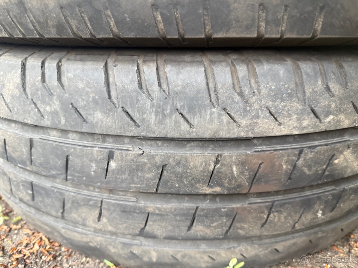 235/65 R16C continental