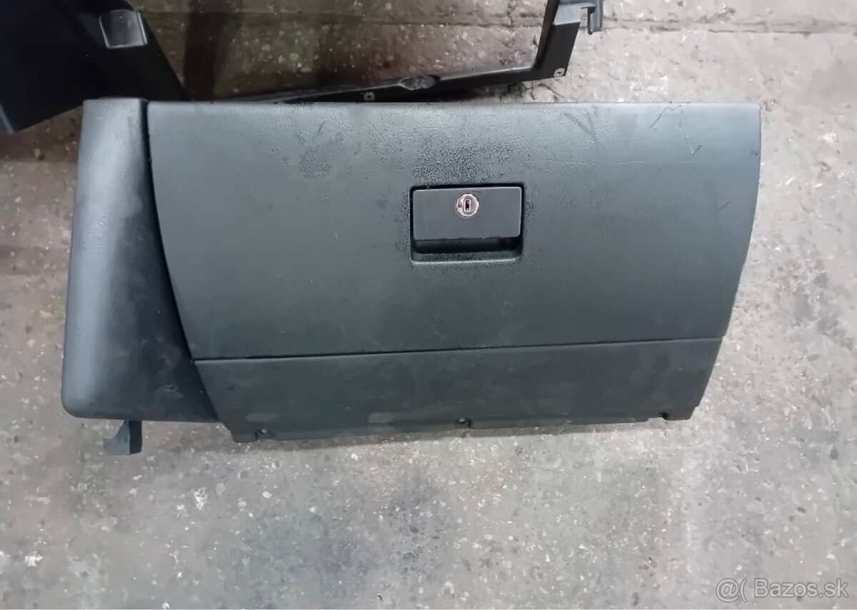 Kastlík VW Golf 4 / Bora