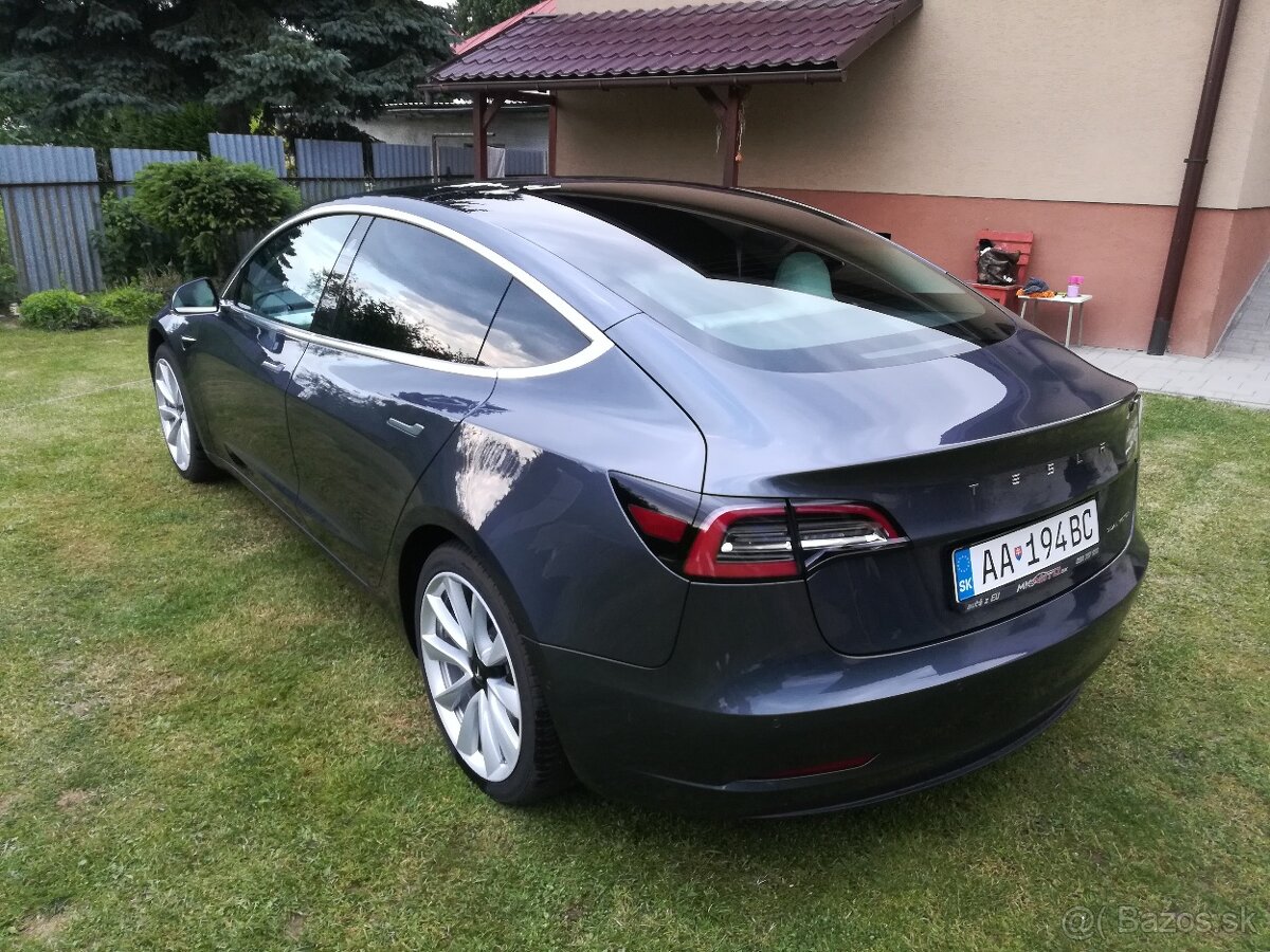 Tesla Model 3 (Long Range, 2019)