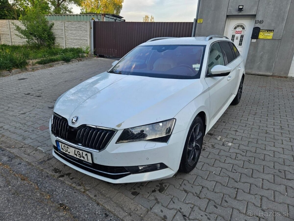 ŠKODA SUPERB STYLE 2.0 TDI COMBI/DSG/ DPH/ WEBASTO/ ALCANTRA