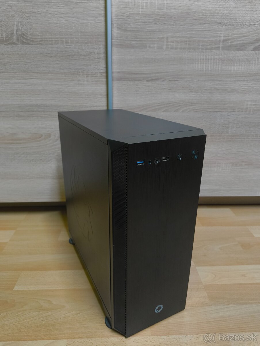 Počítač i3 10105