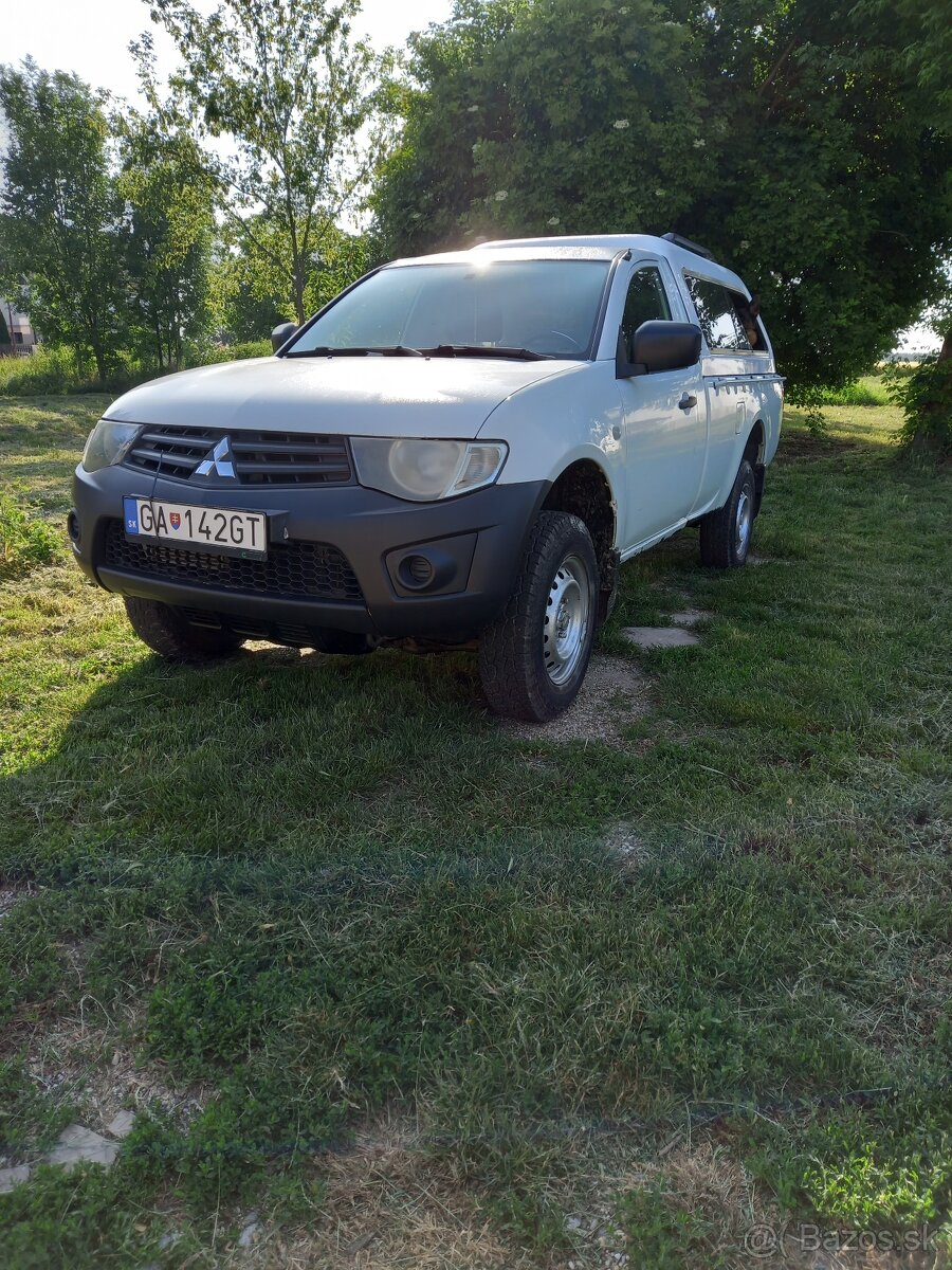 Mitsubishi L200