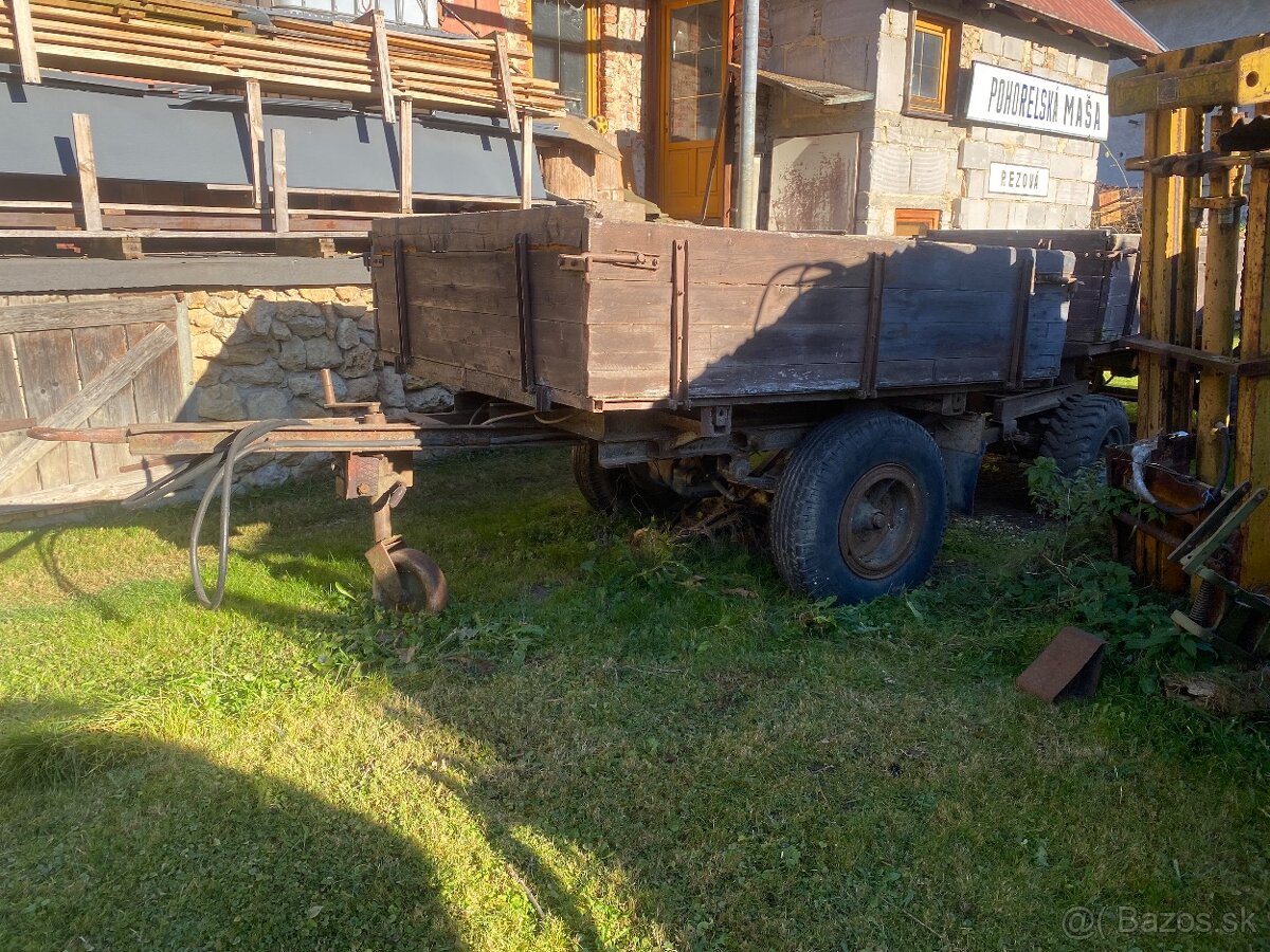 Predam dvojkolesovy prives za traktor