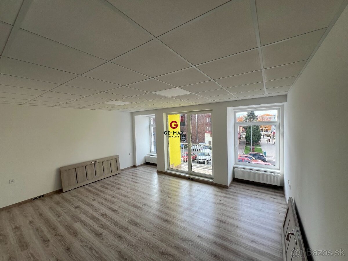 Prenajímame lukratívne obchodné priestory v centre mesta Vra