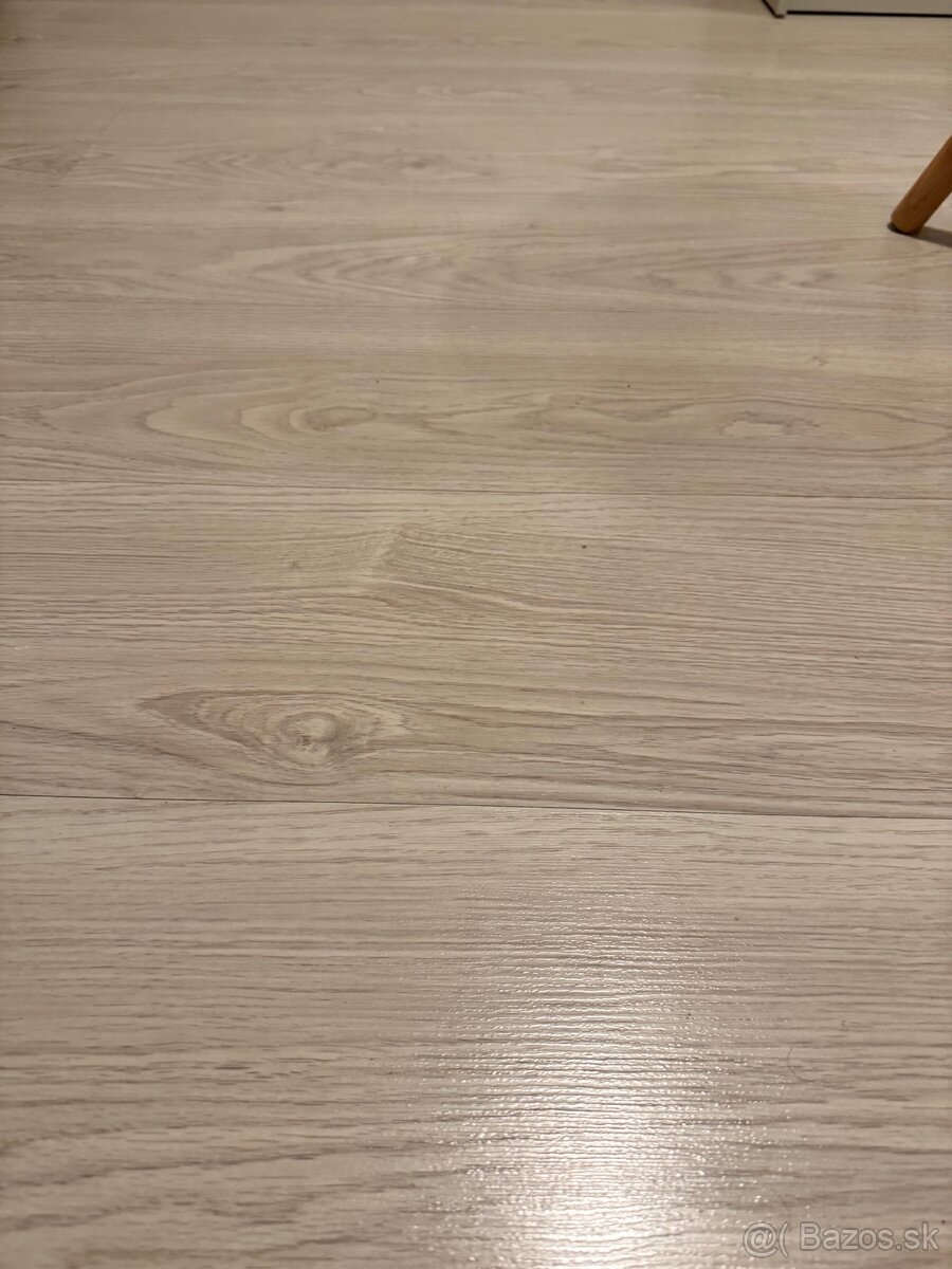 plávajúca laminátová podlaha