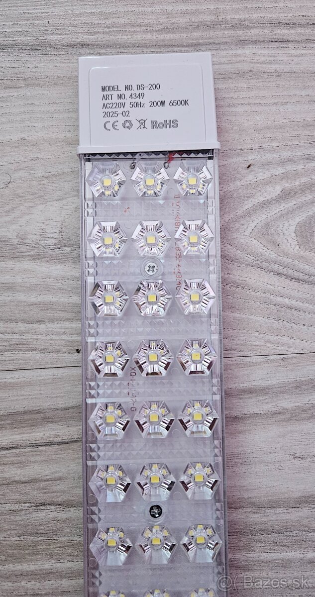 Led svetla 120cm diamant