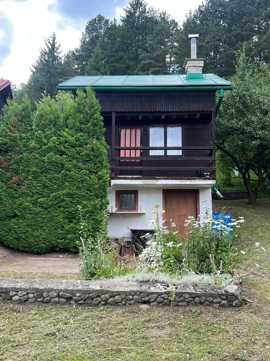 Záhradná chatka v Jánovej doline s pozemkom 821m2