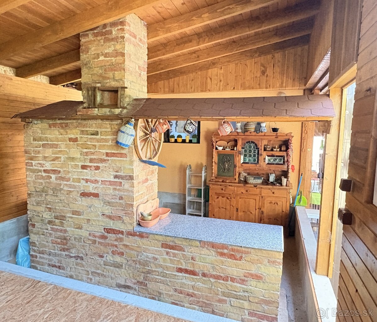 Murovaná chatka so záhradou na predaj v TOP oblasti. N.Z.