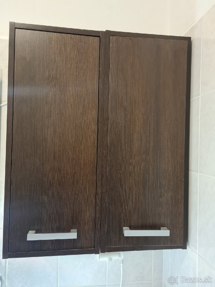 Kúpeľňové skrinky