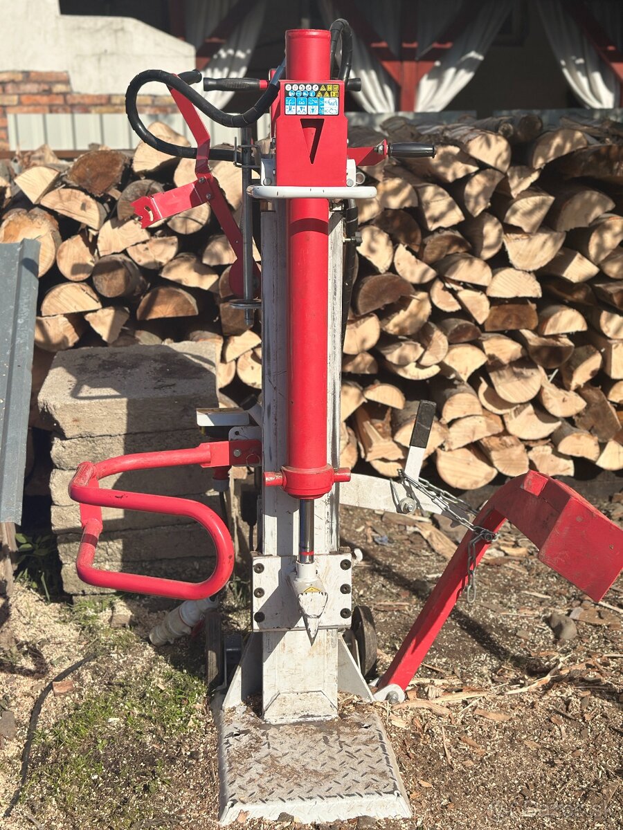 Štiepačka na drevo 14T