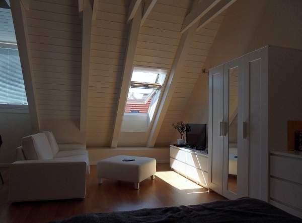 PRENÁJOM CENTRUM 1i byt, 50 m2 s park. miestom