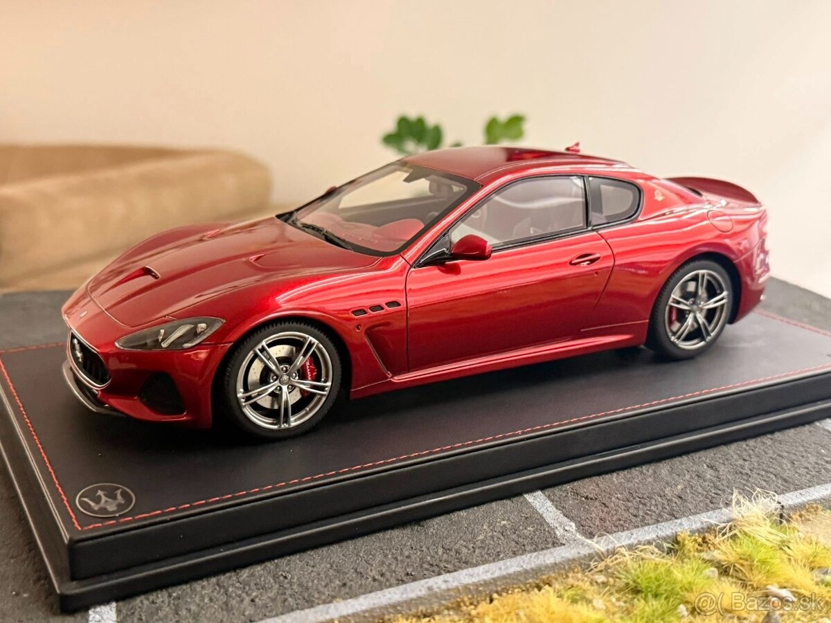 1:18 2015 Maserati Gran Tourismo MC - 211 TwoEleven