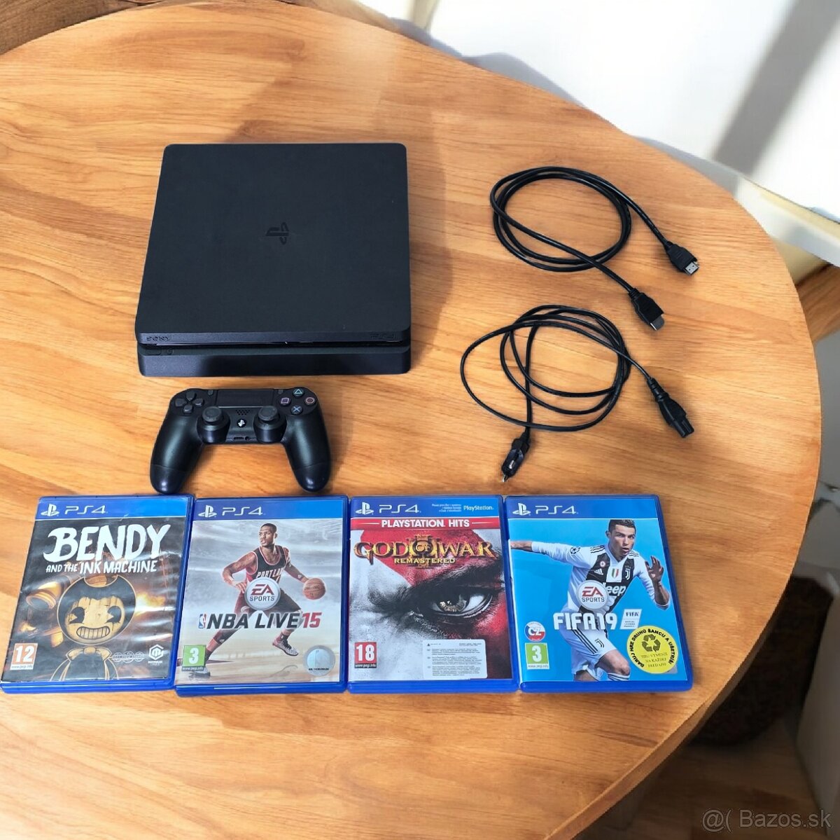 🎮 PlayStation 4 Slim CUH-2216B – 1 TB