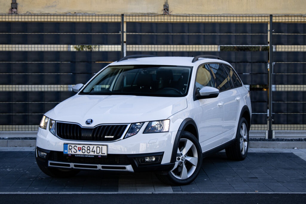 Škoda Octavia SCOUT 2.0 TDI DSG 4x4