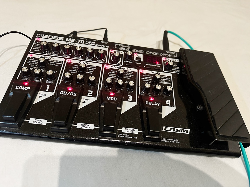 Gitarový multiefekt Boss ME-70