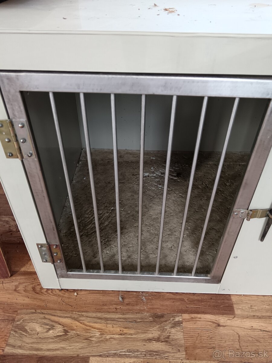 Prepravka box