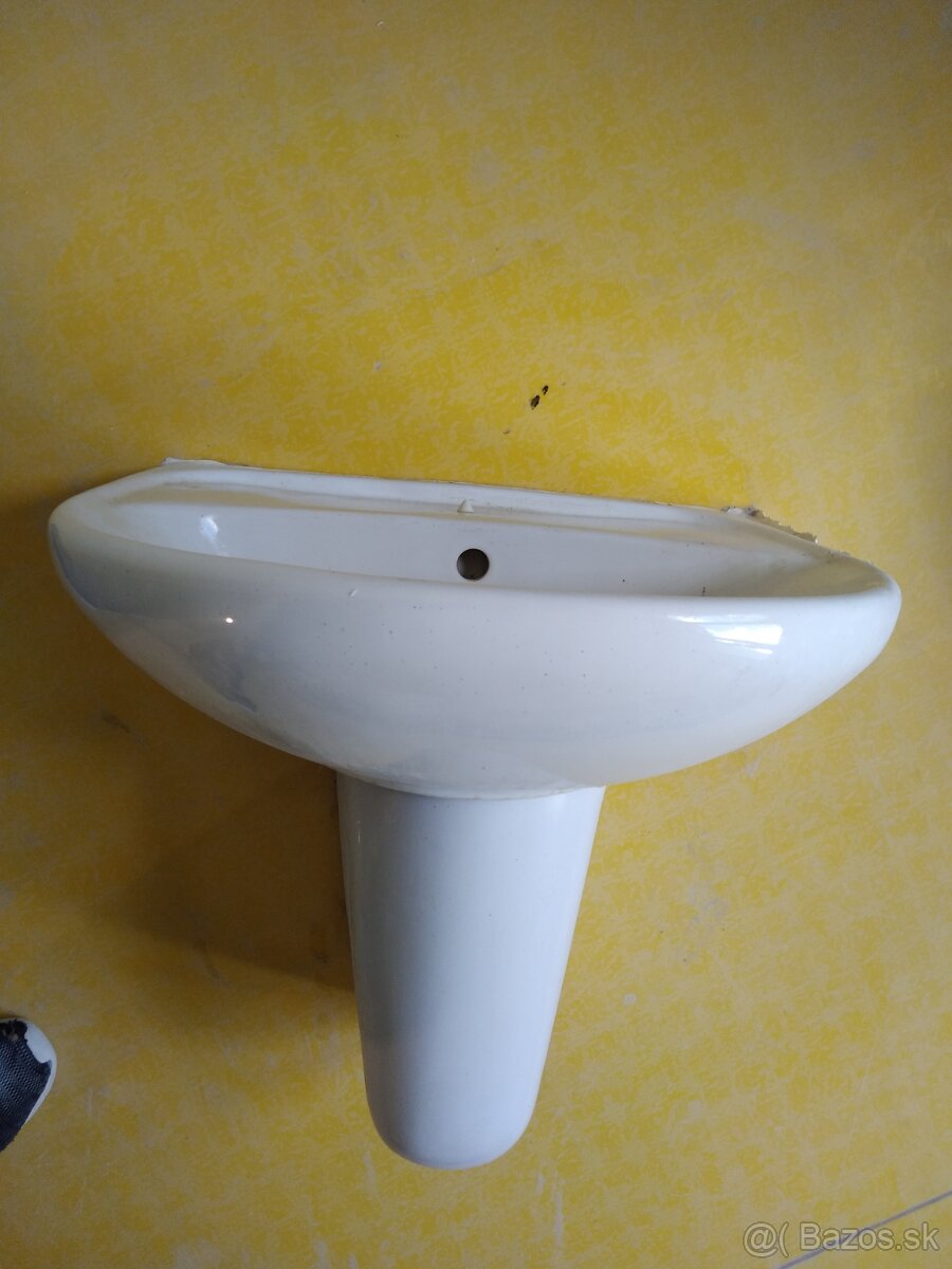 Umývadlo s krytom na sifón