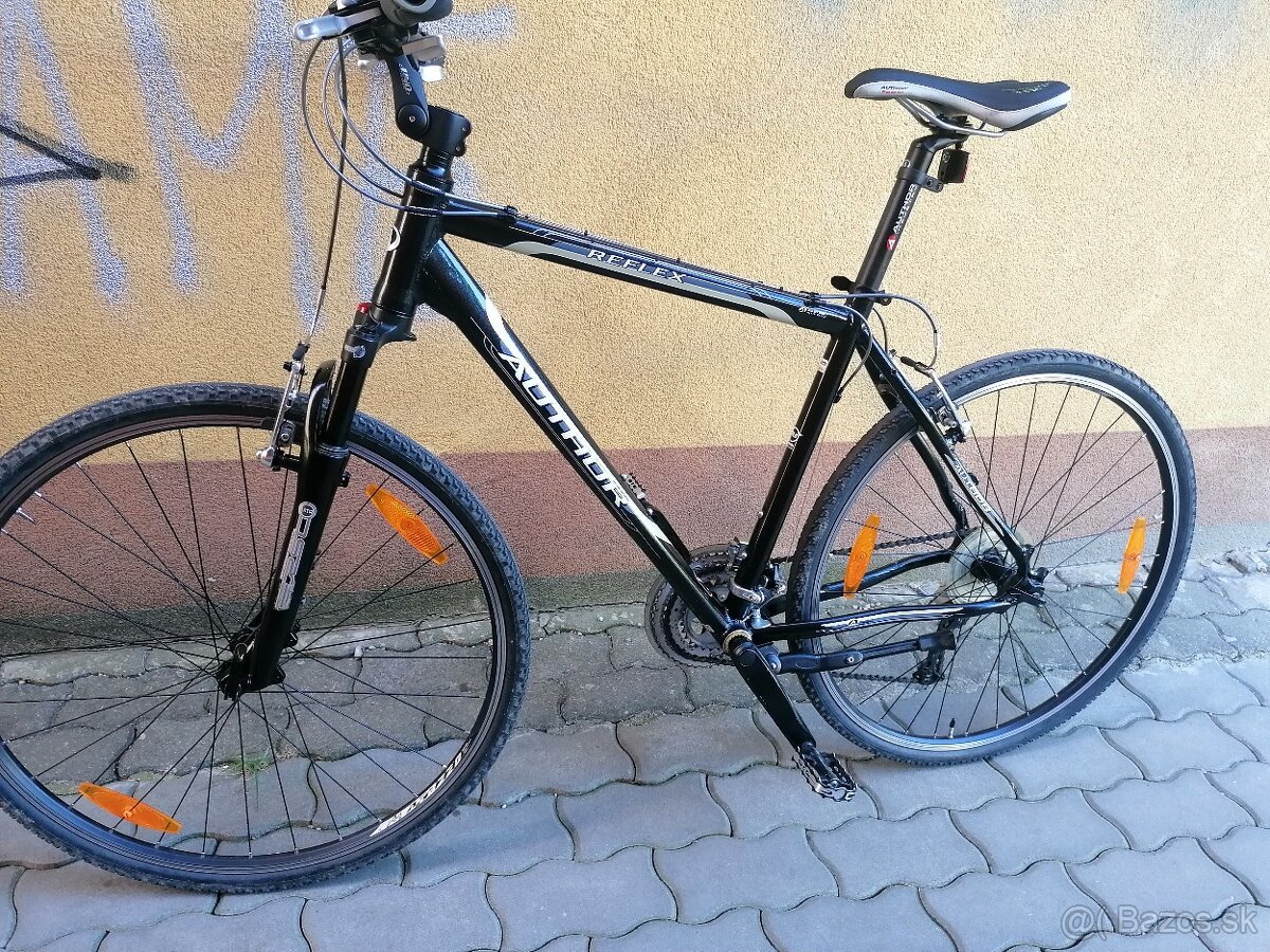 Cross horský bicykel