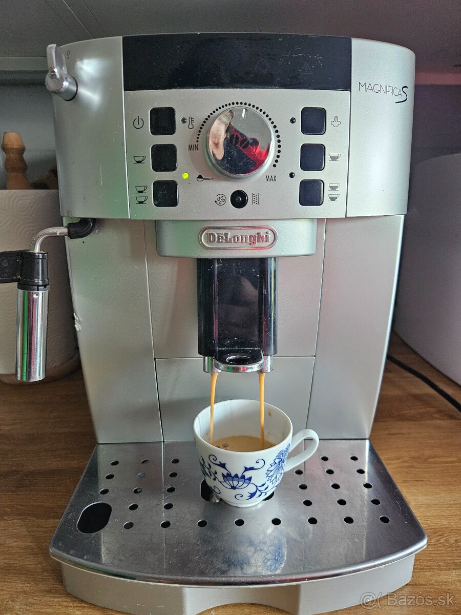 Delonghi magnifica s