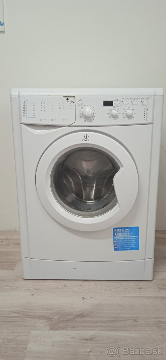 Automatická práčka Indesit