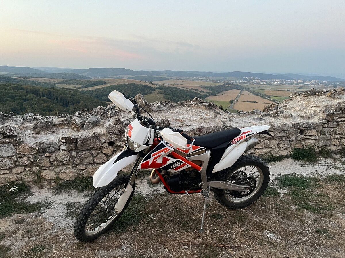 KTM Freeride 250 2T (r.v. 12/2015)