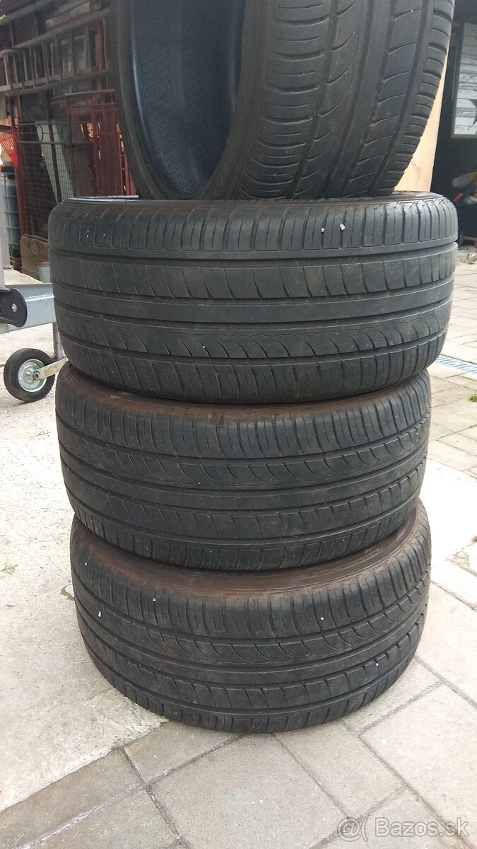 245/45r17