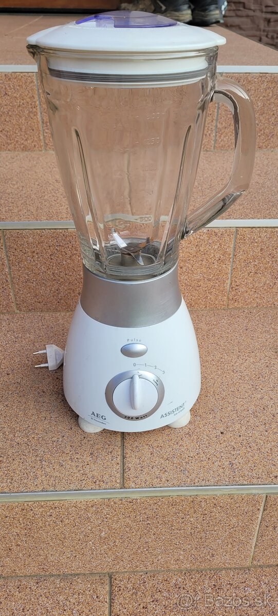 Mixér
