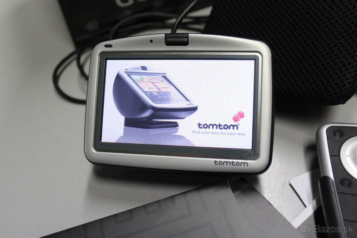 Predám funkčnú GPS navigáciu TOMTOM GO 910, staršie mapy.