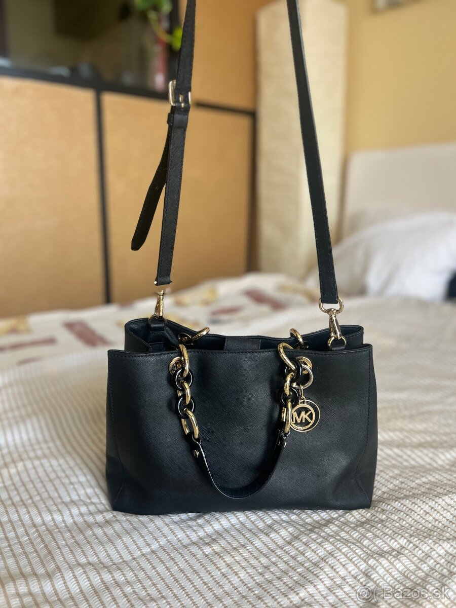 Cierna kabelka michael kors
