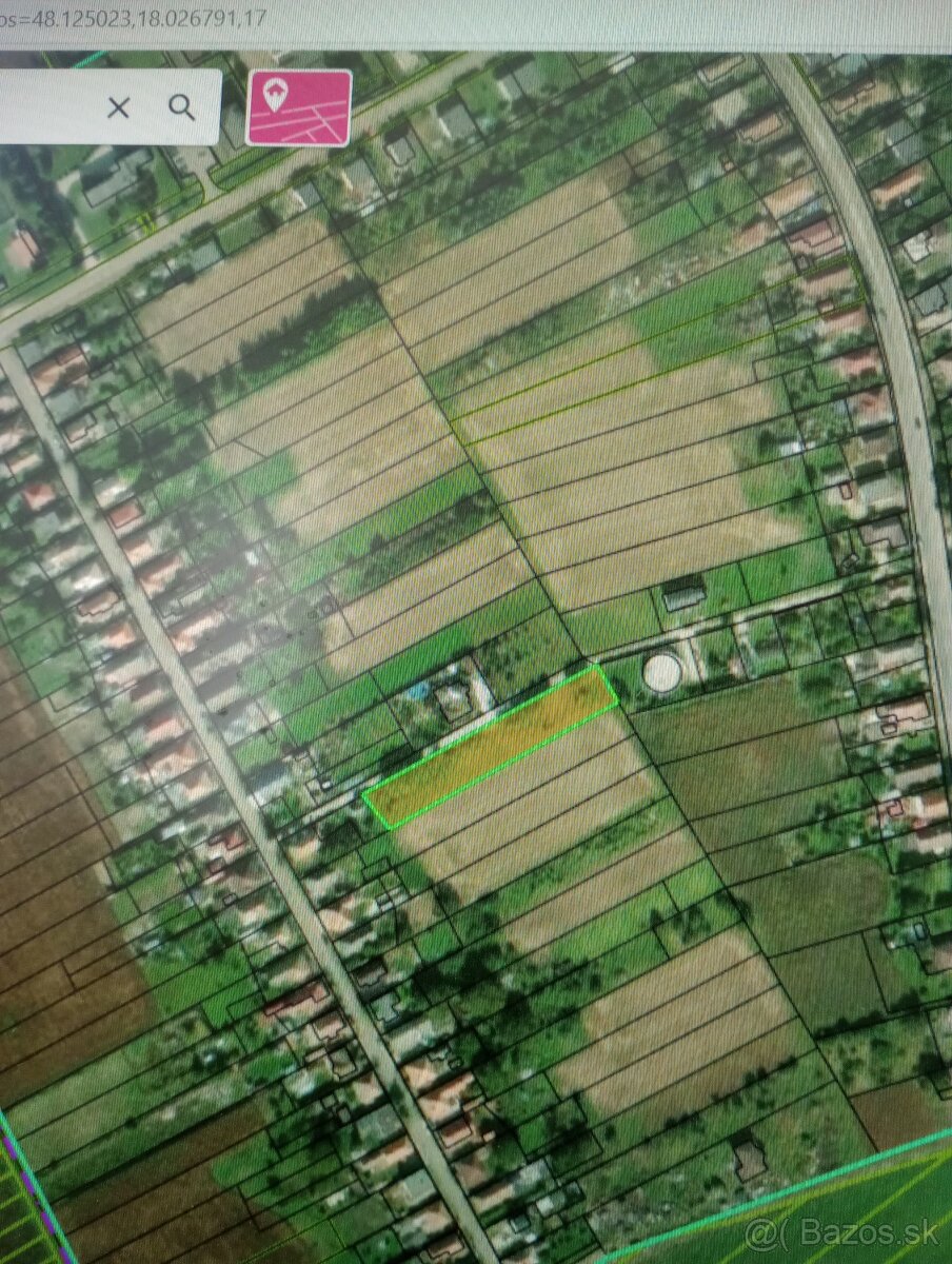 Predám slnečný pozemok vhodný na výstavbu RD